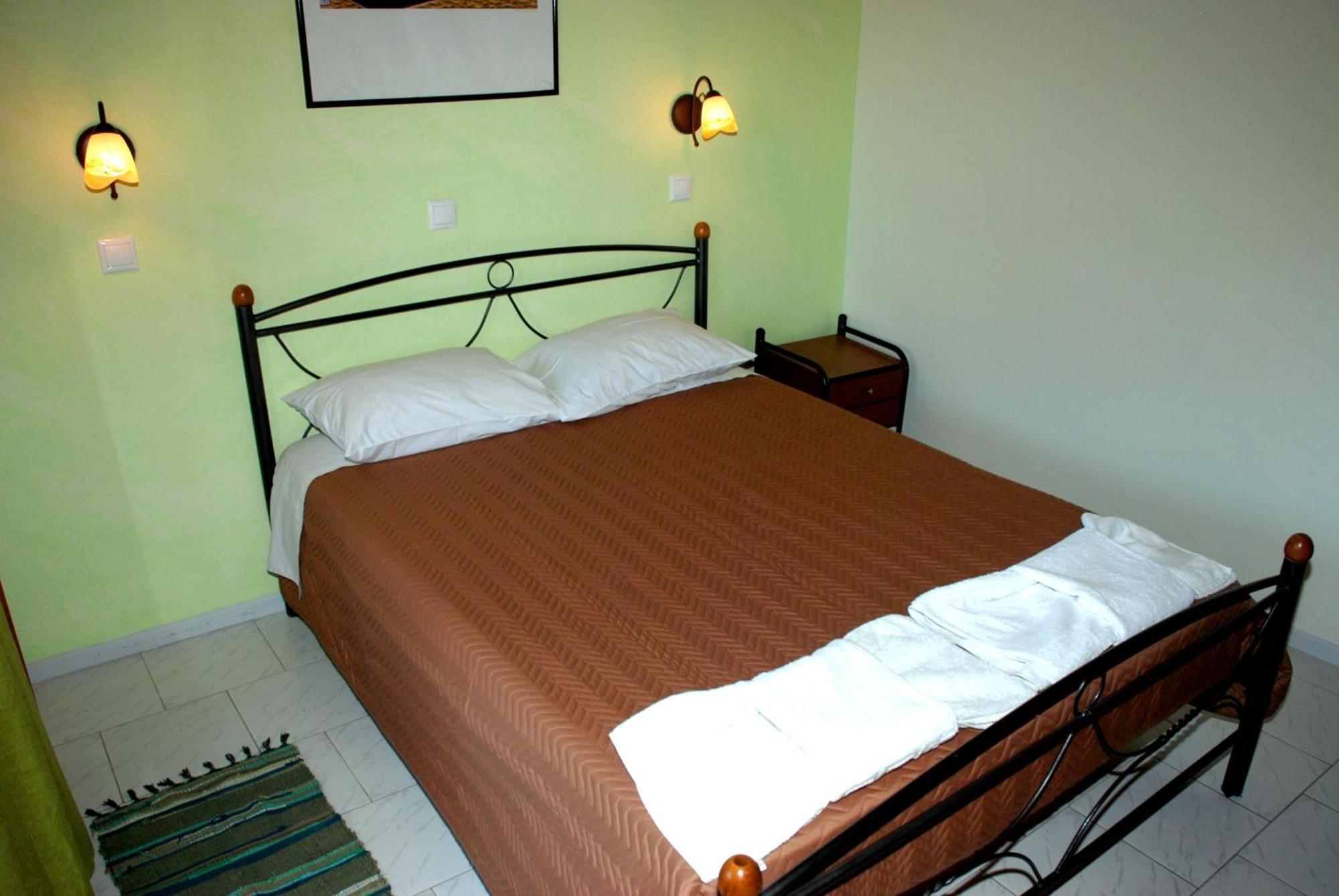 Kiki Apartments Paleokastritsa Buitenkant foto
